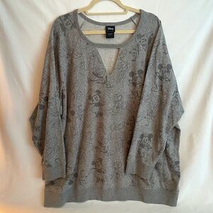 Torrid x Disney Mickey and friends grey long-sleeve sweatshirt Size 4X  NEW!